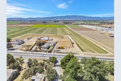 2712 Ferguson Rd, Gilroy, CA 95020 - Photo 14