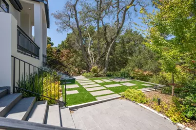 333 Raymundo Dr, Woodside, CA 94062 - Photo 18