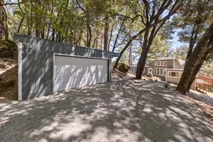 19156 Old Vineyard Rd, Los Gatos, CA 95033 - Photo 36