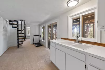 19156 Old Vineyard Rd, Los Gatos, CA 95033 - Photo 22