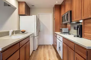 1360 Josselyn Canyon Rd 40, Monterey, CA 93940 - Photo 8