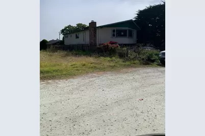 404 Lee Ave, Half Moon Bay, CA 94019 - Photo 2