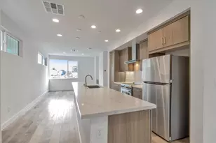 2237 Myrtle St, Oakland, CA 94607 - Photo 1