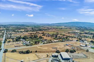 2055 Rucker Ave, Gilroy, CA 95020 - Photo 24