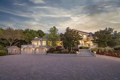 14113 Pike Rd, Saratoga, CA 95070 - Photo 2