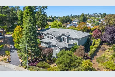 1325 Dolphin Dr, Aptos, CA 95003 - Photo 1