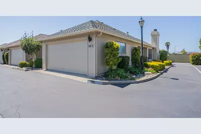 128 Nissen Rd 4, Salinas, CA 93901 - Photo 1
