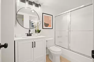 1050 Summermist Ct, San Jose, CA 95122 - Photo 16