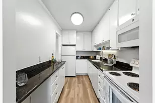 932 Peninsula Ave 406, San Mateo, CA 94401 - Photo 8