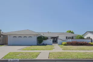 1244 La Mirada Dr, Salinas, CA 93901 - Photo 1