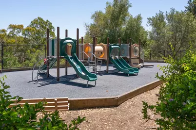 38 Weepingridge Ct, San Mateo, CA 94402 - Photo 24