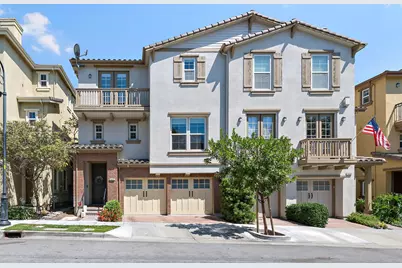 2427 Azevedo Pkwy, San Jose, CA 95125 - Photo 1