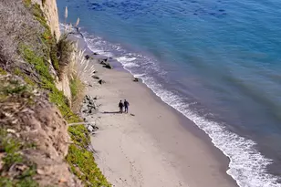 516 Gertrude Ave, Aptos, CA 95003 - Photo 36