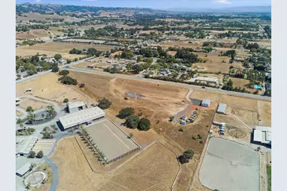 2055 Rucker Ave, Gilroy, CA 95020 - Photo 26