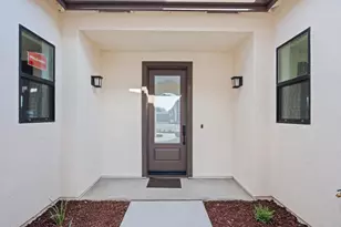 420 Maria 37, Hollister, CA 95023 - Photo 4