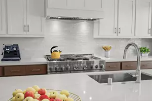 420 Maria 37, Hollister, CA 95023 - Photo 12