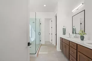 420 Maria 37, Hollister, CA 95023 - Photo 18