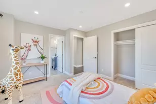 1337 Araujo St, San Jose, CA 95131 - Photo 28