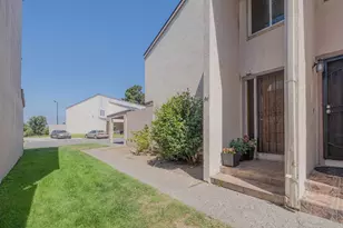 914 Acosta Plz 94, Salinas, CA 93905 - Photo 1