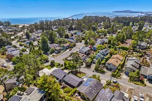 422 Ave Portola, El Granada, CA 94019 - Photo 2