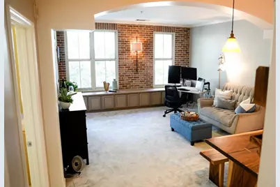 30 E Julian St 307, San Jose, CA 95112 - Photo 2