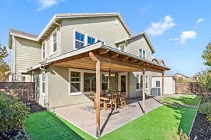 1070 S Atwood Ct, Mountain House, CA 95391 - Photo 46