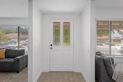 7210 Yorktown Dr, Gilroy, CA 95020 - Photo 12