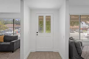 7210 Yorktown Dr, Gilroy, CA 95020 - Photo 12