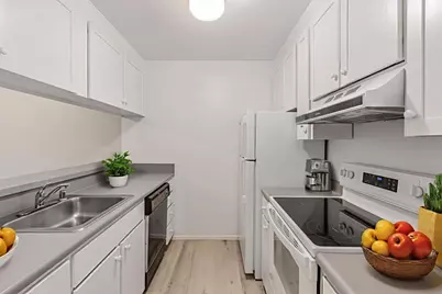 4359 Shelter Creek Ln, San Bruno, CA 94066 - Photo 6