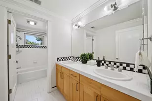 20460 Williams Ave, Saratoga, CA 95070 - Photo 16