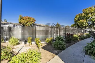 572 Groth Dr, San Jose, CA 95111 - Photo 20