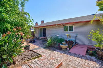 1412 Lassen St, Vallejo, CA 94591 - Photo 28