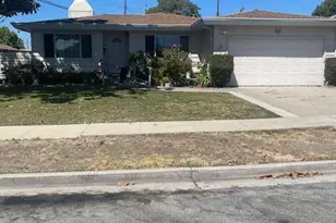 15 St Francis Way, Salinas, CA 93906 - Photo 2