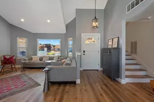 911 St Ann Dr, Paso Robles, CA 93446 - Photo 4