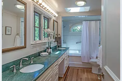 129 Hillside Dr, Woodside, CA 94062 - Photo 22