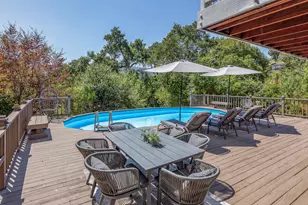 129 Hillside Dr, Woodside, CA 94062 - Photo 24