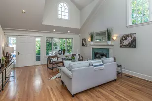 129 Hillside Dr, Woodside, CA 94062 - Photo 4