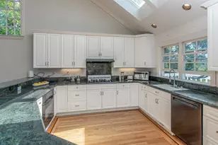 129 Hillside Dr, Woodside, CA 94062 - Photo 6