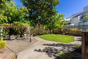363 N Rengstorff Ave 5, Mountain View, CA 94043 - Photo 1