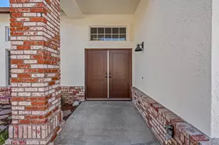 961 Alder St, Hollister, CA 95023 - Photo 6