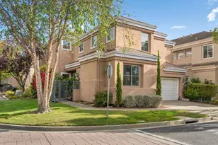 816 Corriente Point Dr, Redwood Shores, CA 94065 - Photo 2