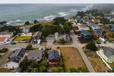 86 Madrone Ave, Moss Beach, CA 94038 - Photo 34