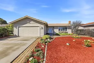 1223 La Canada Way, Salinas, CA 93901 - Photo 2