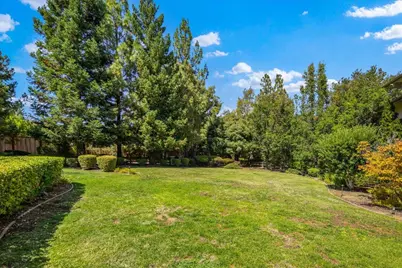 20040 Spaich Ct, Saratoga, CA 95070 - Photo 22