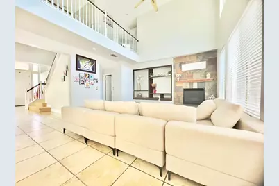 9562 E Park Dr, Elk Grove, CA 95624 - Photo 10