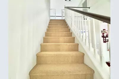 9562 E Park Dr, Elk Grove, CA 95624 - Photo 18