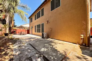 9562 E Park Dr, Elk Grove, CA 95624 - Photo 32