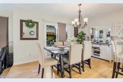 1090 Los Altos Dr, Hollister, CA 95023 - Photo 14