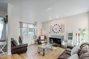 1090 Los Altos Dr, Hollister, CA 95023 - Photo 8