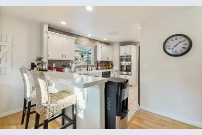 1090 Los Altos Dr, Hollister, CA 95023 - Photo 16